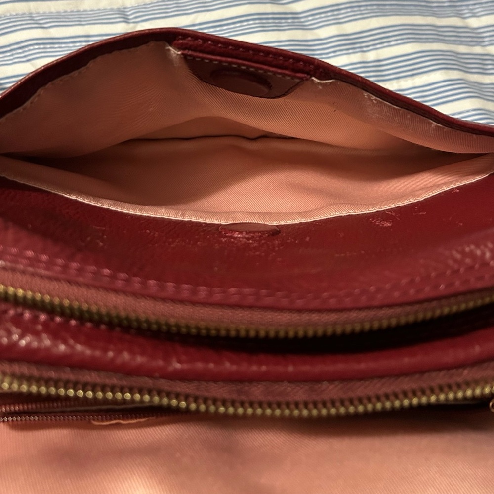 Levenger Burgundy Leather Crossbody ~ good condition! - Picture 4 of 12
